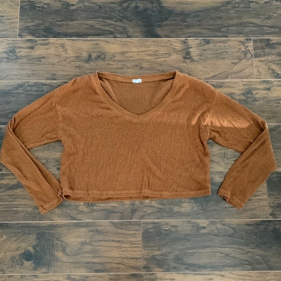 Garage cropped sweater - Picture 1 of 3